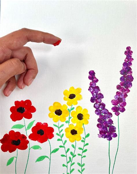 Best Acrylic Flower Painting Techniques for Beginners | Easy flower painting, Acrylic flower ...