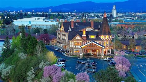 Holiday Inn Express Spokane Downtown, an IHG Hotel in Spokane, WA | Expedia