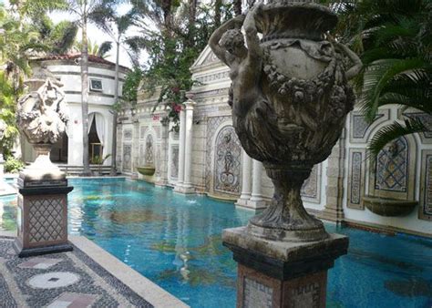 A peek inside Gianni Versace's Miami mansion | Versace miami, Miami mansion, Versace mansion
