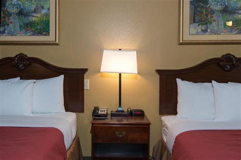 Discount Coupon for Country Inn & Suites in Lumberton, North Carolina ...