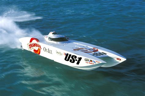 World Champion Offshore Powerboats Photo Gallery Driven by Johnny Tomlinson | tntcustommarine.com