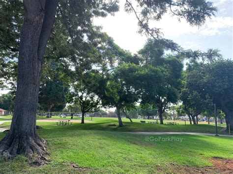 Rossmoor Park – Go Park Play