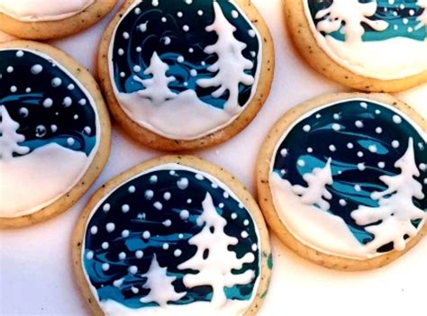 13 Fun, Festive Christmas Cookie Decorating Ideas | Christmas cookies ...