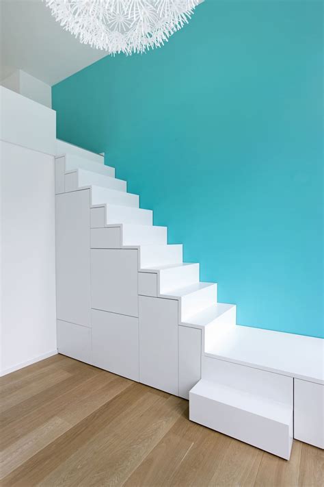 In beeld: 14 inspirerende (en erg praktische) trappen | Meuble escalier, Amenagement escalier ...