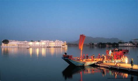 Lake Pichola - Travel Guide to Udaipur’s Finest Place - India Travel Blog