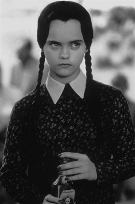 Mercoledì Addams (Christina Ricci) in La famiglia Addams | La famiglia ...