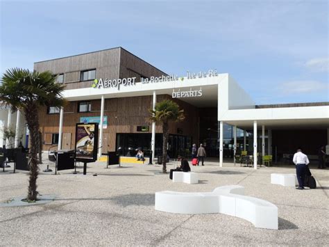 World Fuel Services remporte l'aéroport de La Rochelle - Ile de Ré - Aerobuzz : Aerobuzz