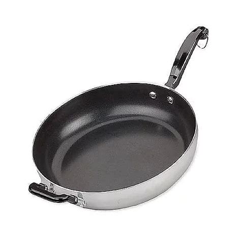 Farberware® Classic Series™Nonstick Deep Skillet