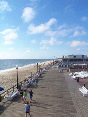 ah ...... the Boardwalk! Lots of time spent there in the mid-80s ...