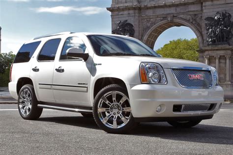 Used 2013 GMC Yukon Hybrid for sale - Pricing & Features | Edmunds