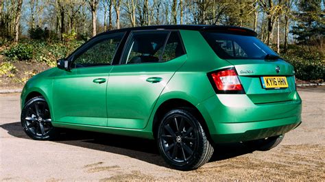 2016 Skoda Fabia Colour Edition (UK) - Wallpapers and HD Images | Car Pixel