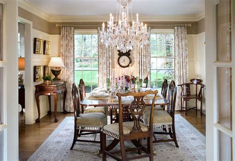 17 Magnificent Crystal Chandelier Designs To Adorn Your Dining Room