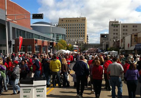 Yellow Dog Patrol: Appleton WI Octoberfest