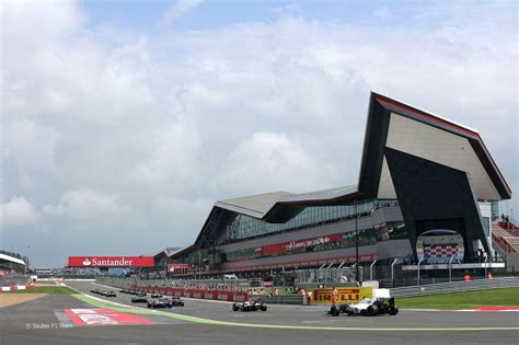 SILVERSTONE RACE-TRACK - HEART OF ENGLAND