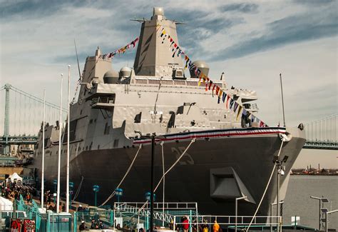 USS Somerset Commissioning, 3.1.14, Phila., PA | Navy ships, Naval ...