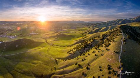 Cache Valley, Utah [5549 x 3089] [OC] • /r/EarthPorn | Cache valley utah, Beautiful landscapes ...