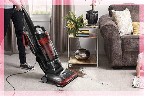 This Hoover Vacuum Is 32% Off at Amazon