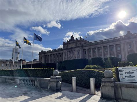 Swedish prime minister casts her vote in the legislative elections - Royals Blue