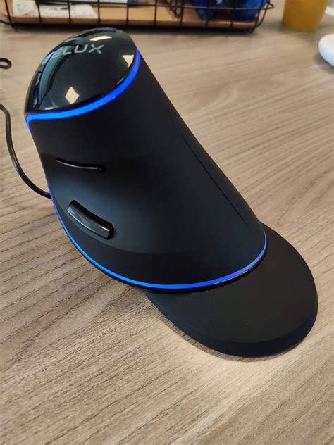 Ergonomic Vertical Gaming Mouse