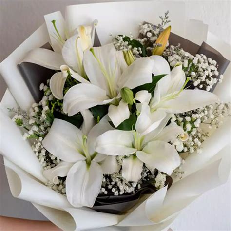 Online Charming White Lilies Bouquet Gift Delivery in Singapore - FNP