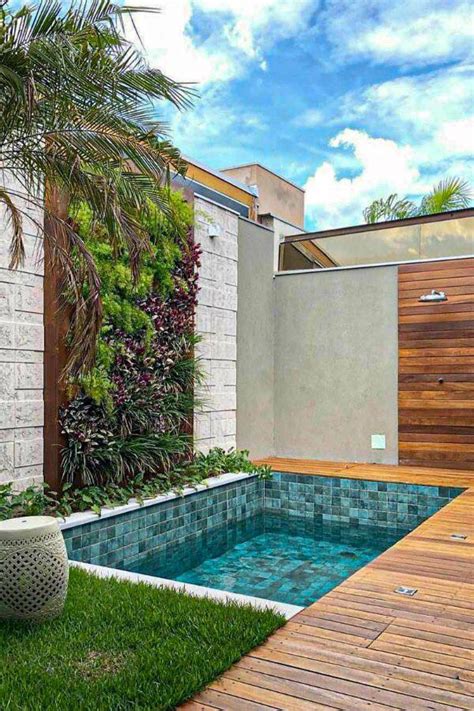 15 x Small Swimming Pool Ideas & Designs