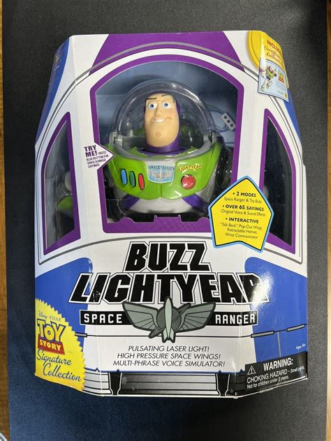 Toy Story Signature Collection Buzz Lightyear