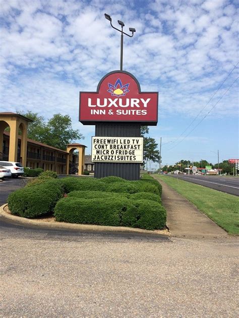 LUXURY INN & SUITES - Updated 2024 Reviews, Photos & Prices