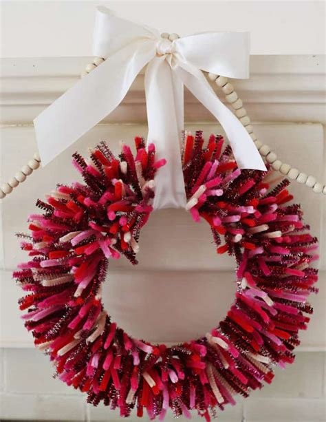 DIY Pipe Cleaner Wreath - A Beautiful Mess