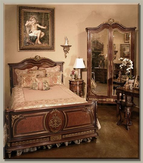 Elegant French Bedroom Furniture Comes with the Luxurious Looks ...