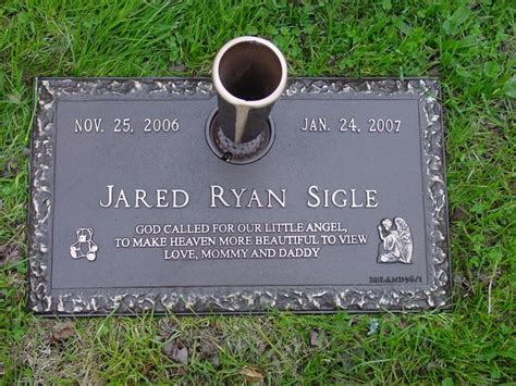 Flat Bronze Grave Marker With Vase Plain Rock Edge Design - Etsy | Grave marker, Headstones ...