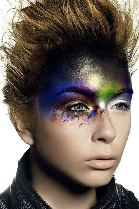 Beauty or Art? Stunning Avant Garde Makeup ... | Avant garde makeup ...