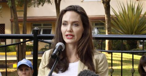 Angelina Jolie opens up about struggles with Bell's palsy - CBS News