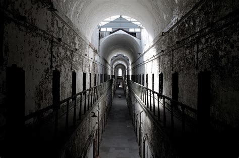 prison penitentiary architecture and wing 4k HD Wallpaper