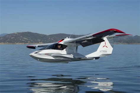 ICON A5 Specifications, Cabin Dimensions, Performance