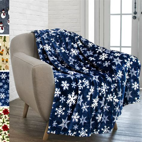 PAVILIA Christmas Throw Blanket | Navy Snowflake Christmas Fleece Blanket | Soft, Plush, Warm ...