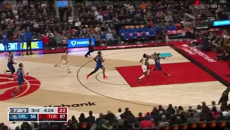 [Highlight] OG Anunoby with his 3rd steal of the night, leading to his 32nd point of the night ...