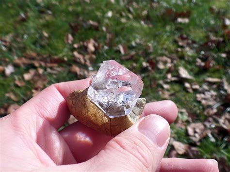 The Best Way to Grow Alum Crystals at Home - Crystalverse