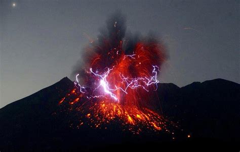 Spectacular Dirty Thunderstorm Surrounds Erupting Japanese Volcano