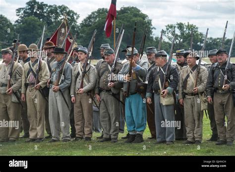 Civil War Confederate Soldiers Uniforms