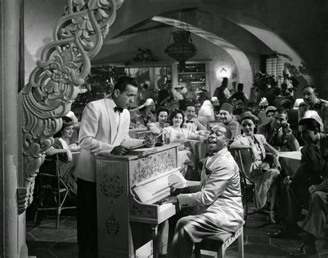 Thrilling Days of Yesteryear: My Favorite Classic Movie Blogathon: Casablanca (1942)