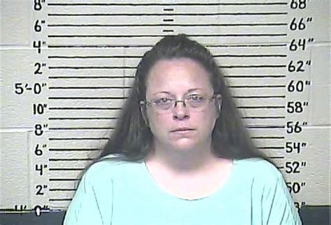 Kentucky Clerk Kim Davis Appeals Contempt Ruling Keeping Her in Jail