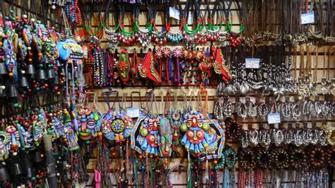 Bapu Bazar, Jaipur (2024) - Images, Timings | Holidify