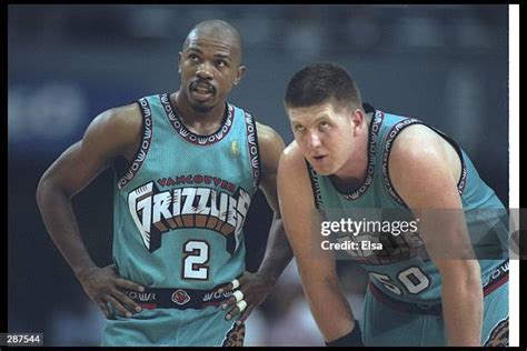 127 Vancouver Grizzlies Bryant Reeves Stock Photos, High-Res Pictures ...