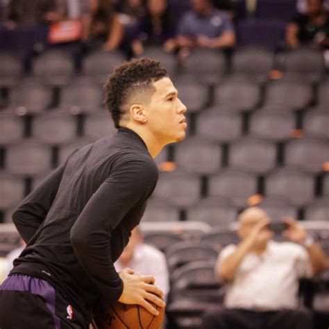 Devin Booker Scores 70 Points!!! Only 5 Others Have Done it, Too! Who are they?