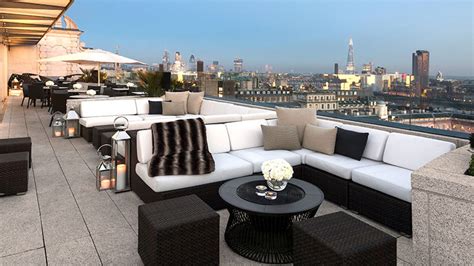 Hotel Review: ME Hotel, London | Escapism