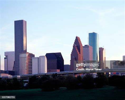 64 Houston Skyline Sunrise Stock Photos, High-Res Pictures, and Images ...