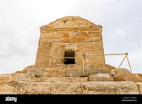 Pasargad Great Cyrus tomb Stock Photo - Alamy