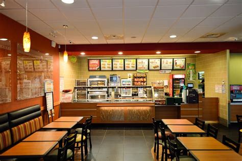 Subway Fast Food Restaurant Interior Editorial Stock Image - Image of restaurant, retail: 65892244