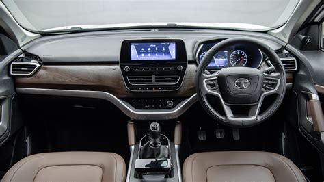 Toyota Harrier Dashboard