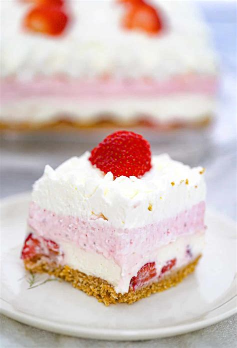 No Bake Strawberry Cheesecake Lasagna Dessert - The Baking ChocolaTess